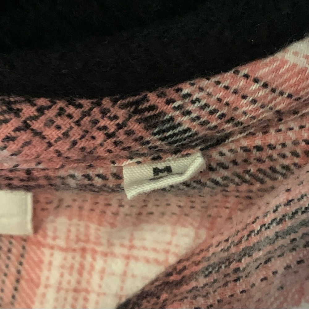 Pacsun T-Shirt Hoodie - Picture 3 of 4
